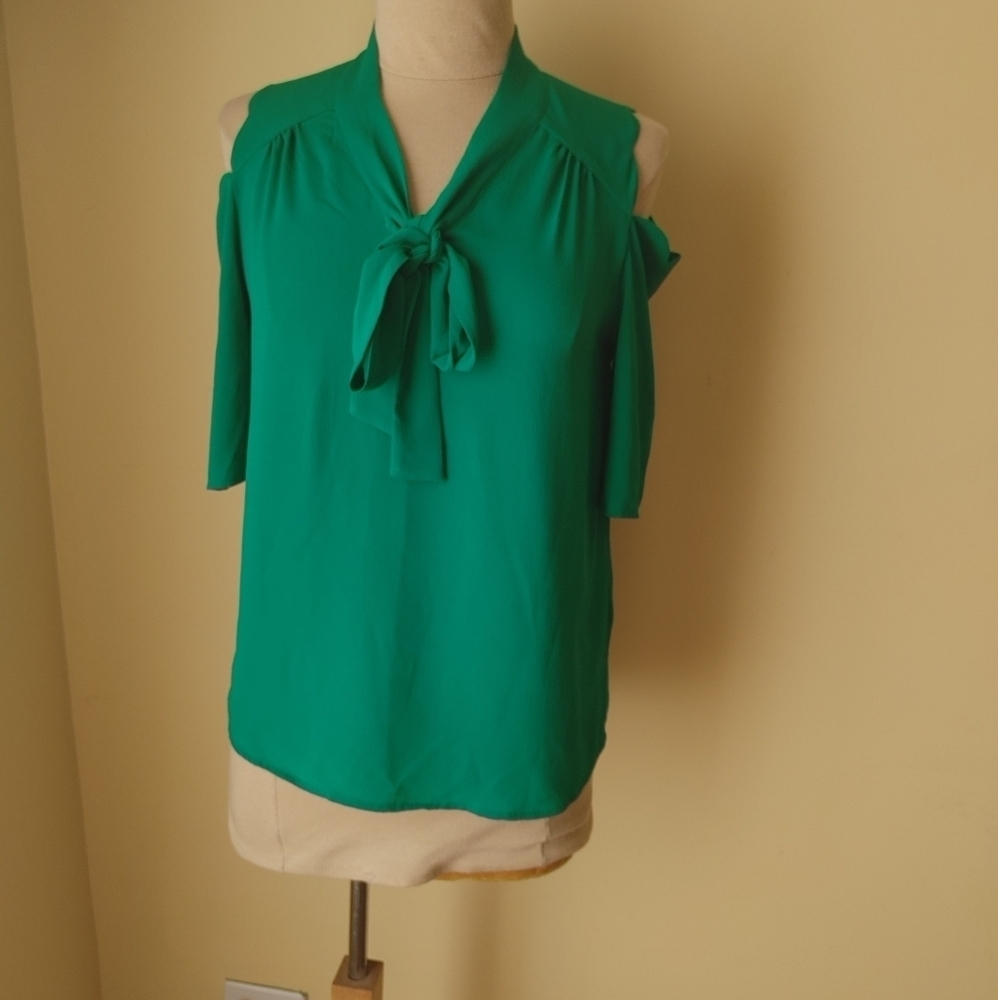Monteau Los Angeles green Top size M